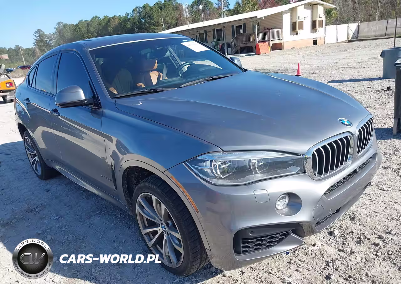 2015 BMW X6 xDrive50I