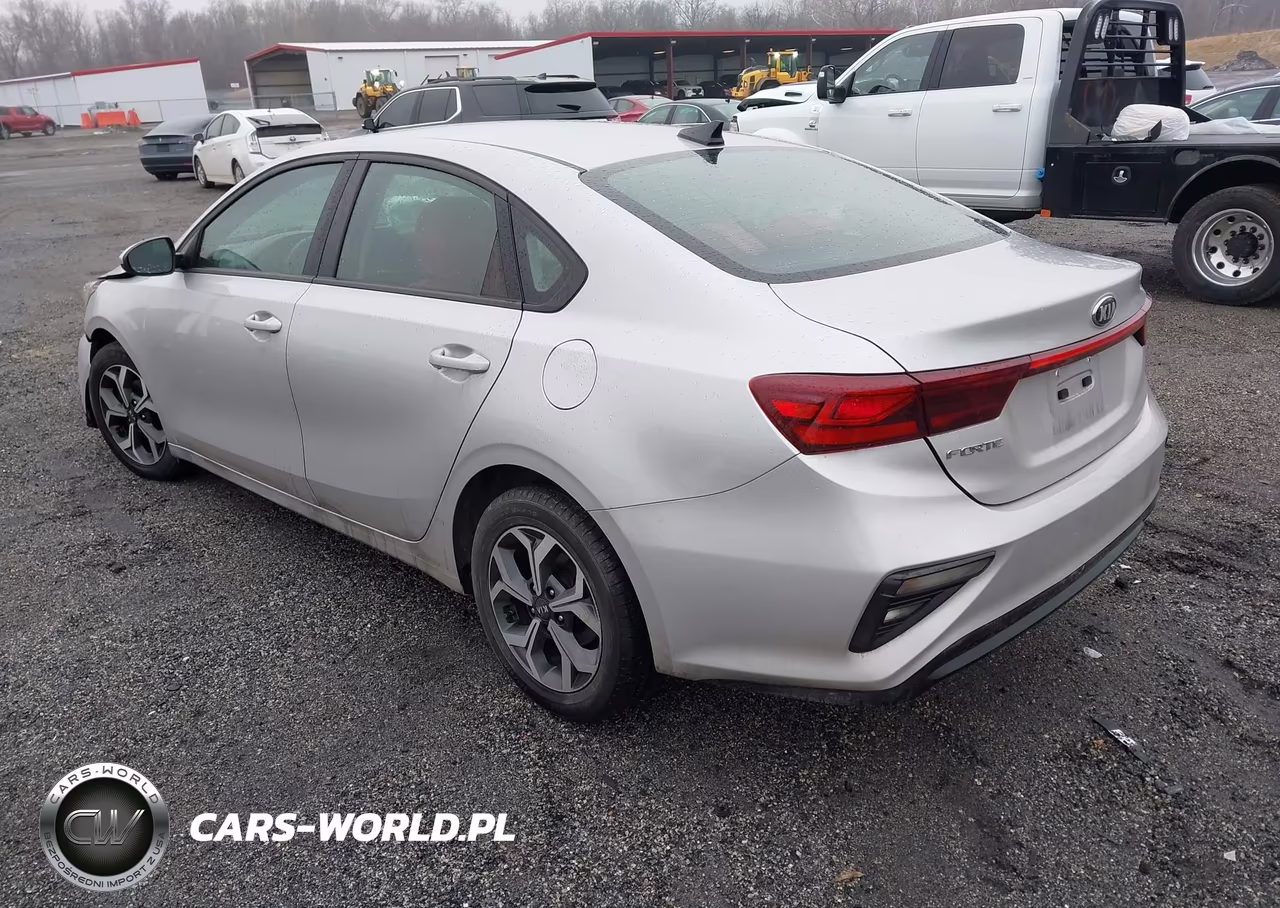 2021 Kia Forte Lxs VIN:3KPF24AD6ME327755 - 3
