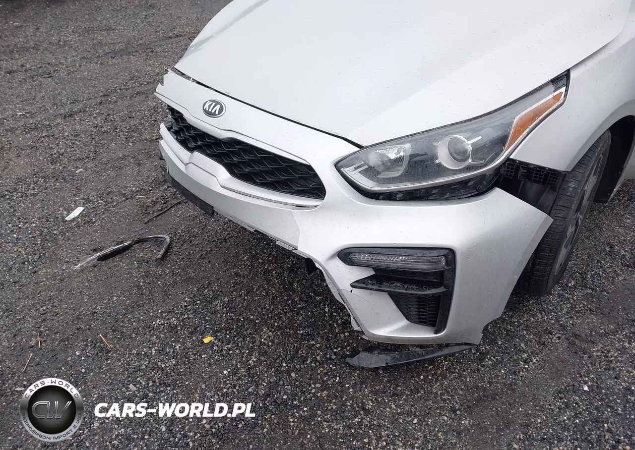 2021 Kia Forte Lxs VIN:3KPF24AD6ME327755 - 6