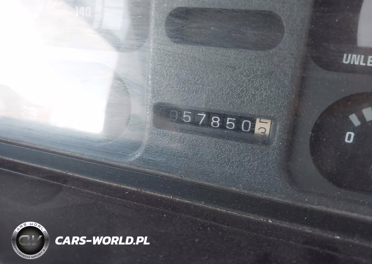 1997 Chevrolet P30 VIN:1GBLP37J2V3309651 - 7