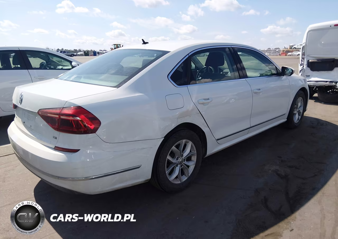 2017 Volkswagen Passat 1.8T S VIN:1VWAT7A35HC017915 - 4