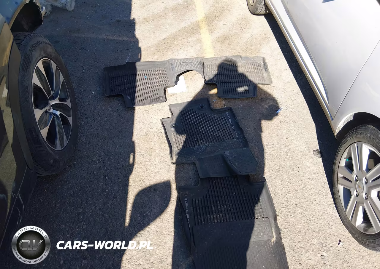 2020 Toyota Highlander Xle VIN:5TDGZRBHXLS522745 - 18