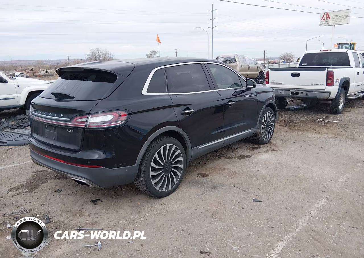2019 Lincoln Nautilus Black Label VIN:2LMPJ7J94KBL18657 - 4