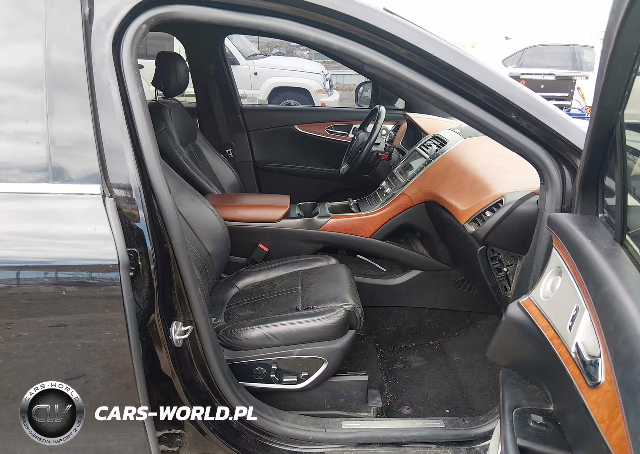 2019 Lincoln Nautilus Black Label VIN:2LMPJ7J94KBL18657 - 5