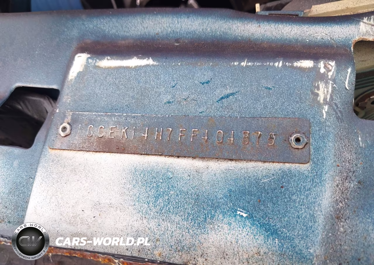 1985 Chevrolet K10 VIN:1GCEK14H7FF404876 - 9