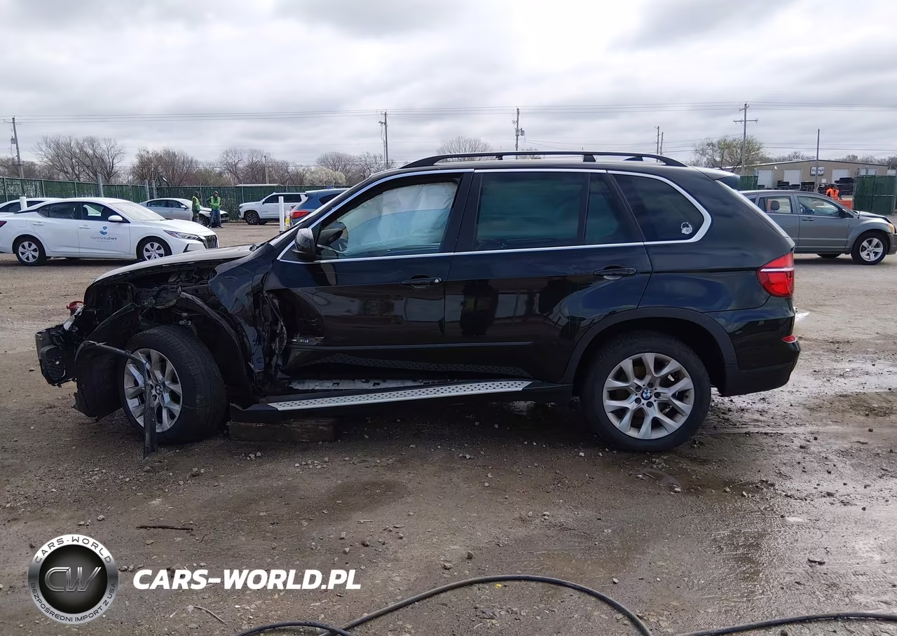 2013 BMW X5 VIN:5UXZV4C52D0B15990 - 14