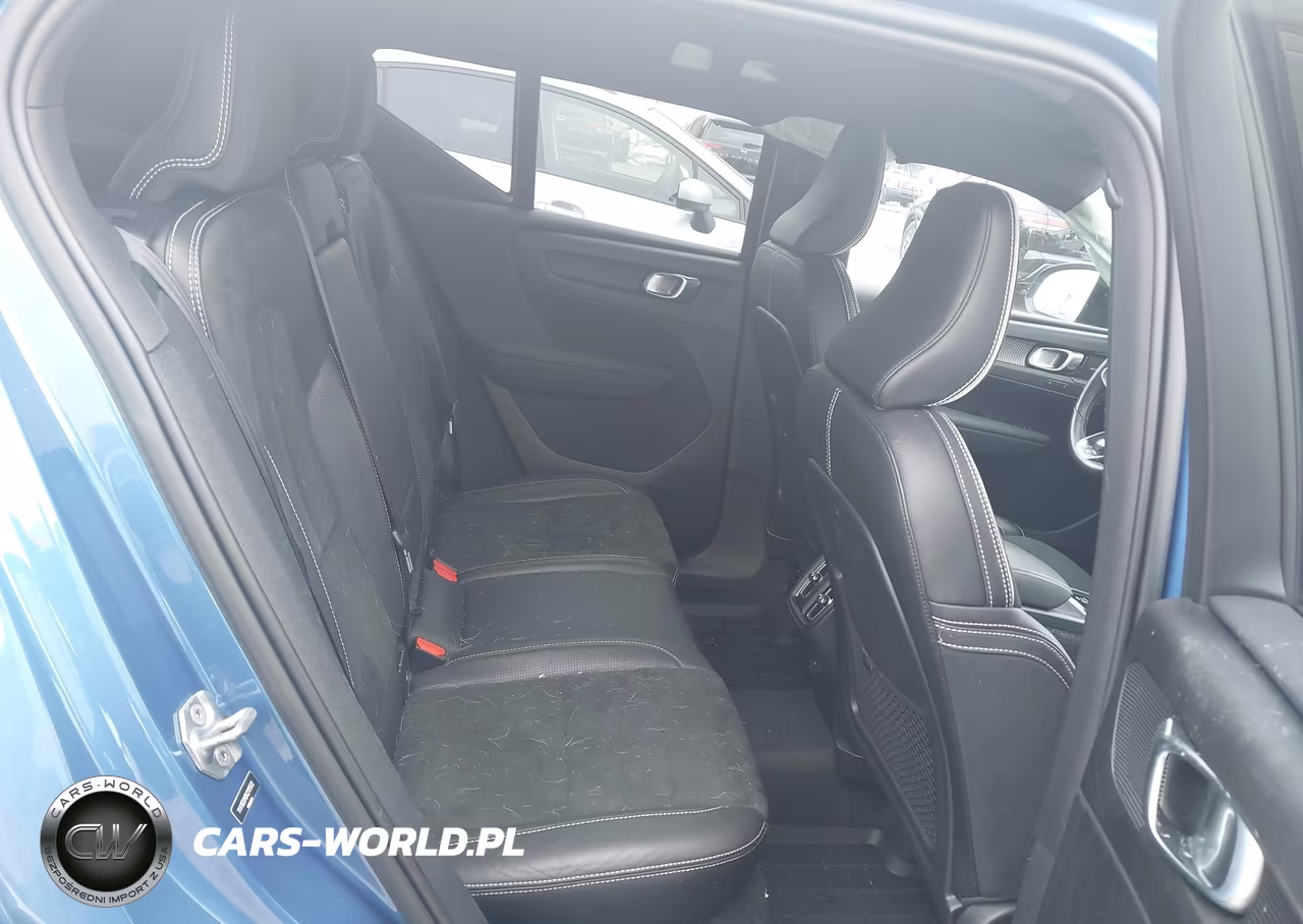 2019 Volvo Xc40 T5 R-Design VIN:YV4162UM0K2117612 - 8