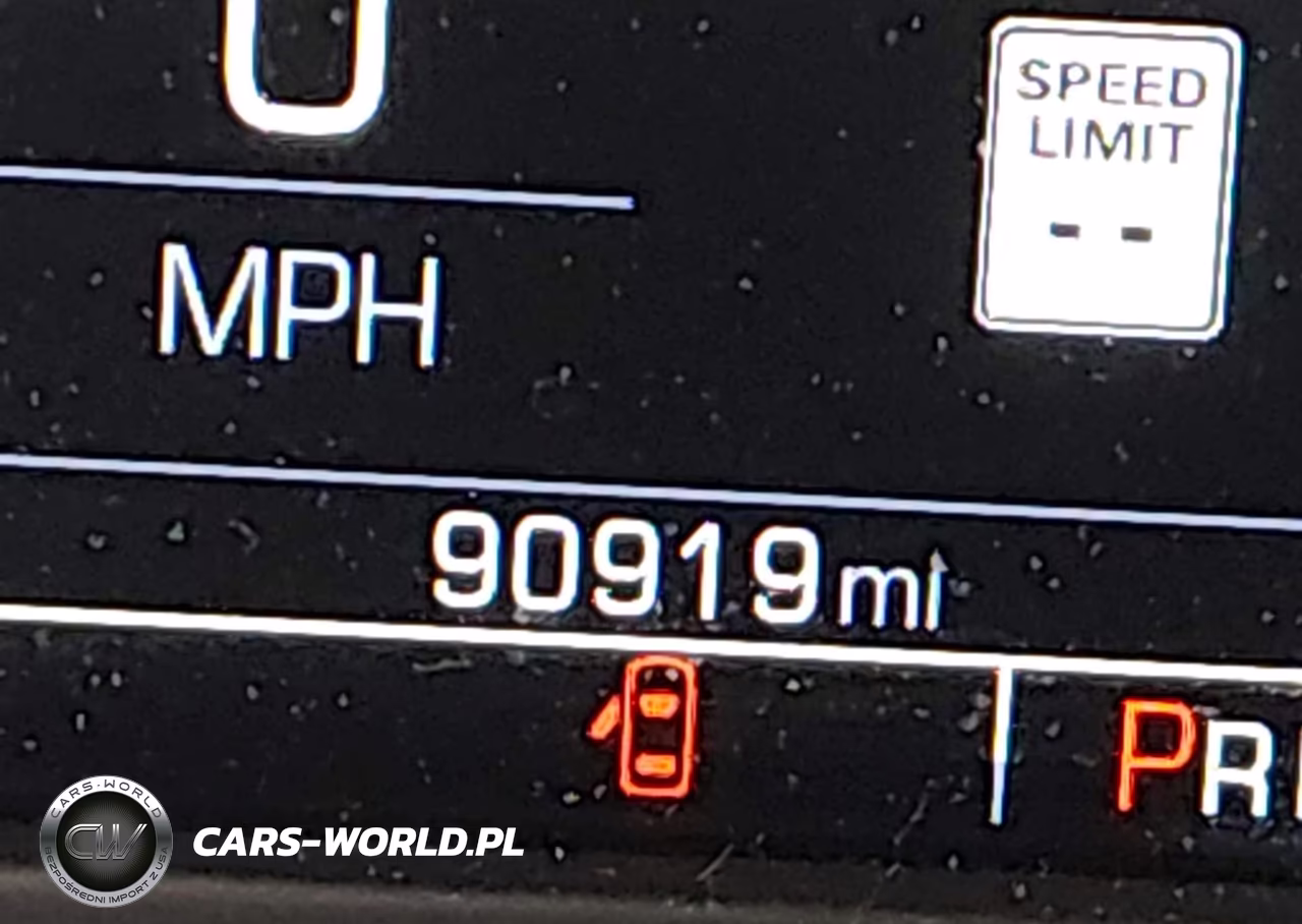 2018 Chevrolet Silverado 1500 2Lt VIN:1GCVKREC8JZ332126 - 16