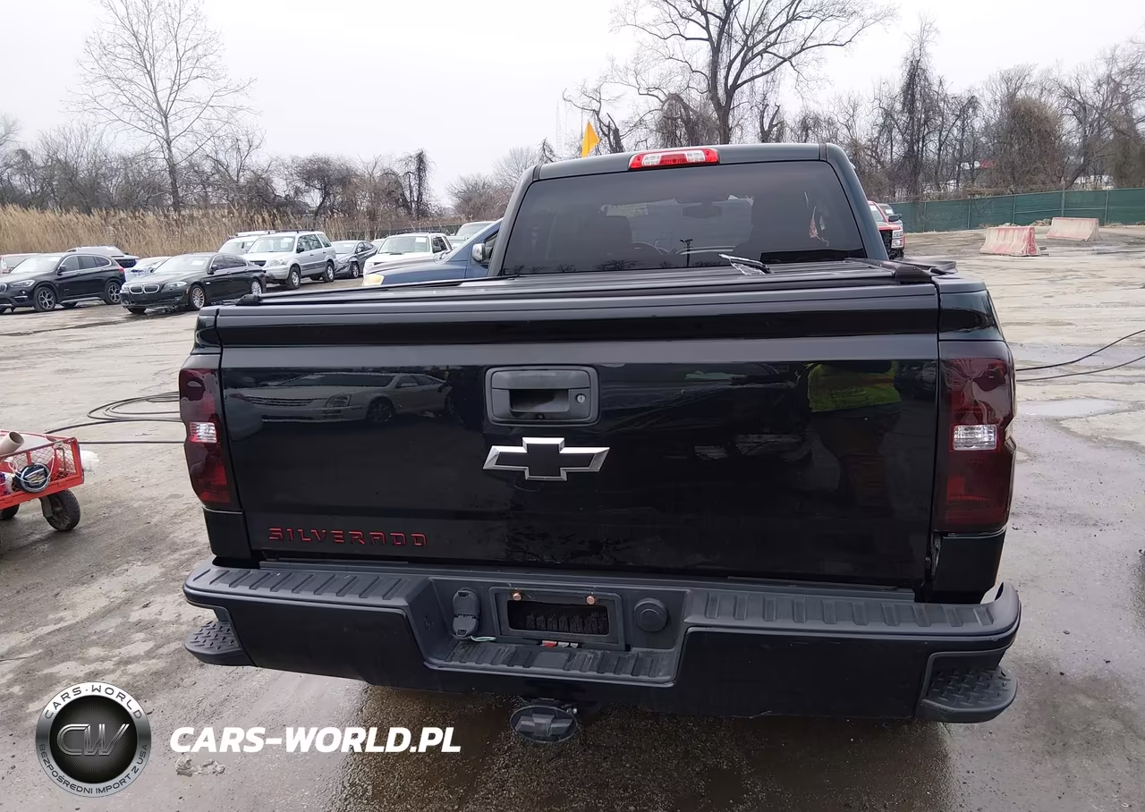 2018 Chevrolet Silverado 1500 2Lt VIN:1GCVKREC8JZ332126 - 17