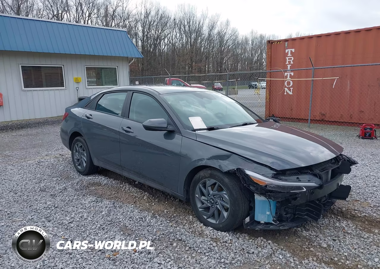 2024 Hyundai Elantra Hybrid Blue – zdjęcie 1 z 17
