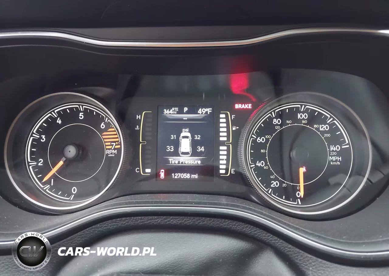 2019 Jeep Cherokee Latitude Plus 4X4 VIN:1C4PJMLB2KD398159 - 7