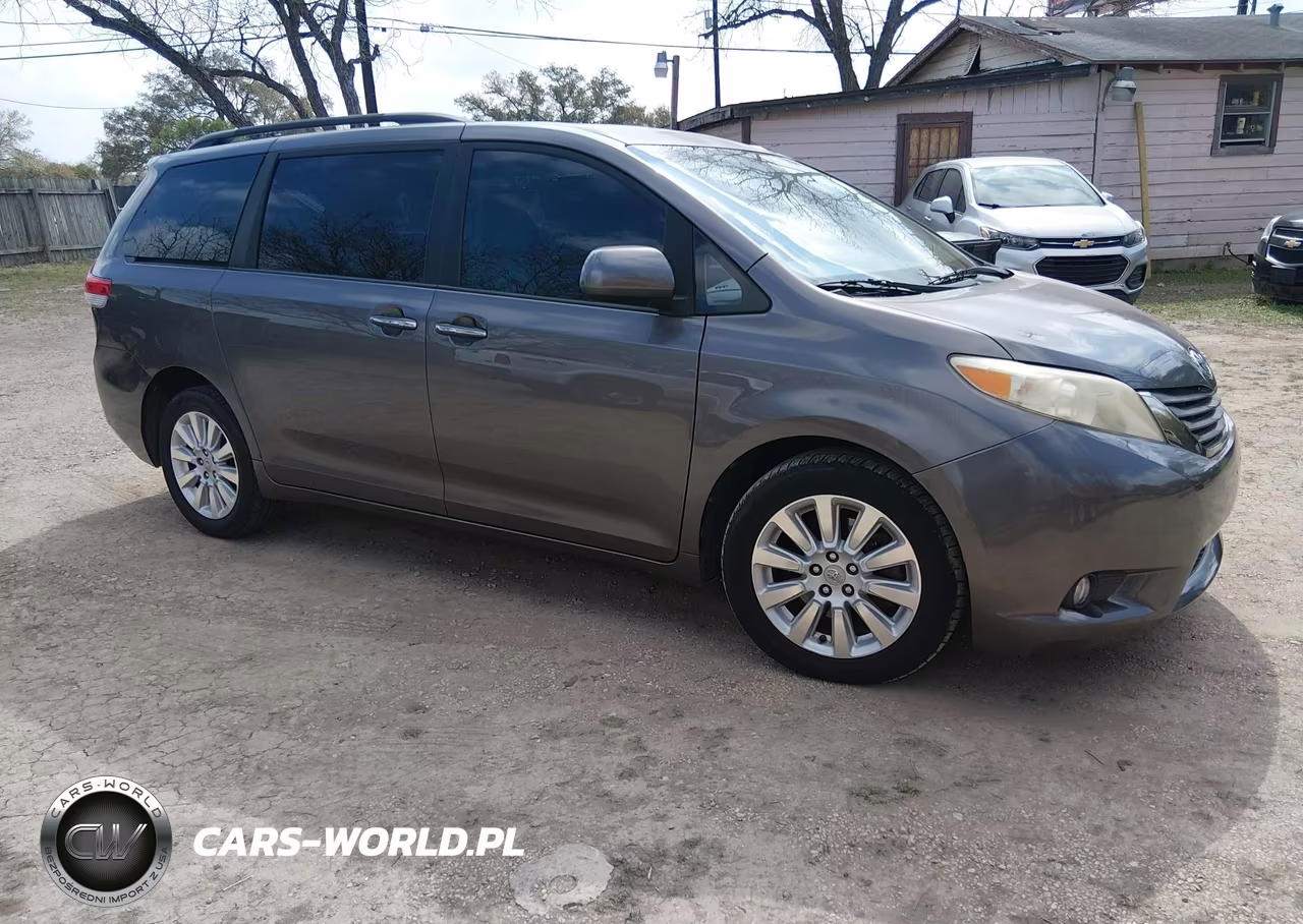 2011 Toyota Sienna Xle