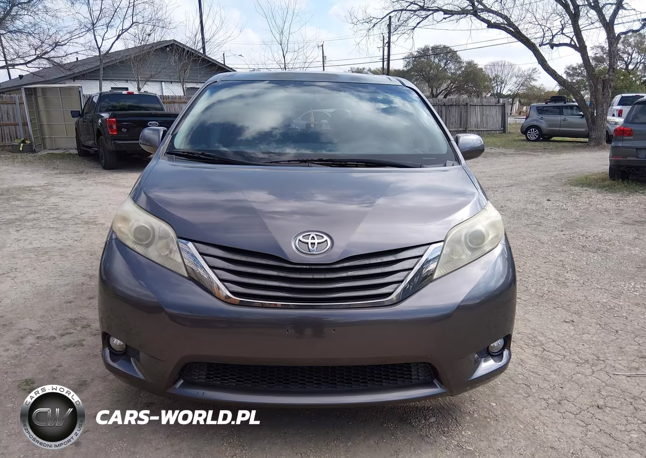 2011 Toyota Sienna Xle VIN:5TDDK3DC1BS005810 - 12
