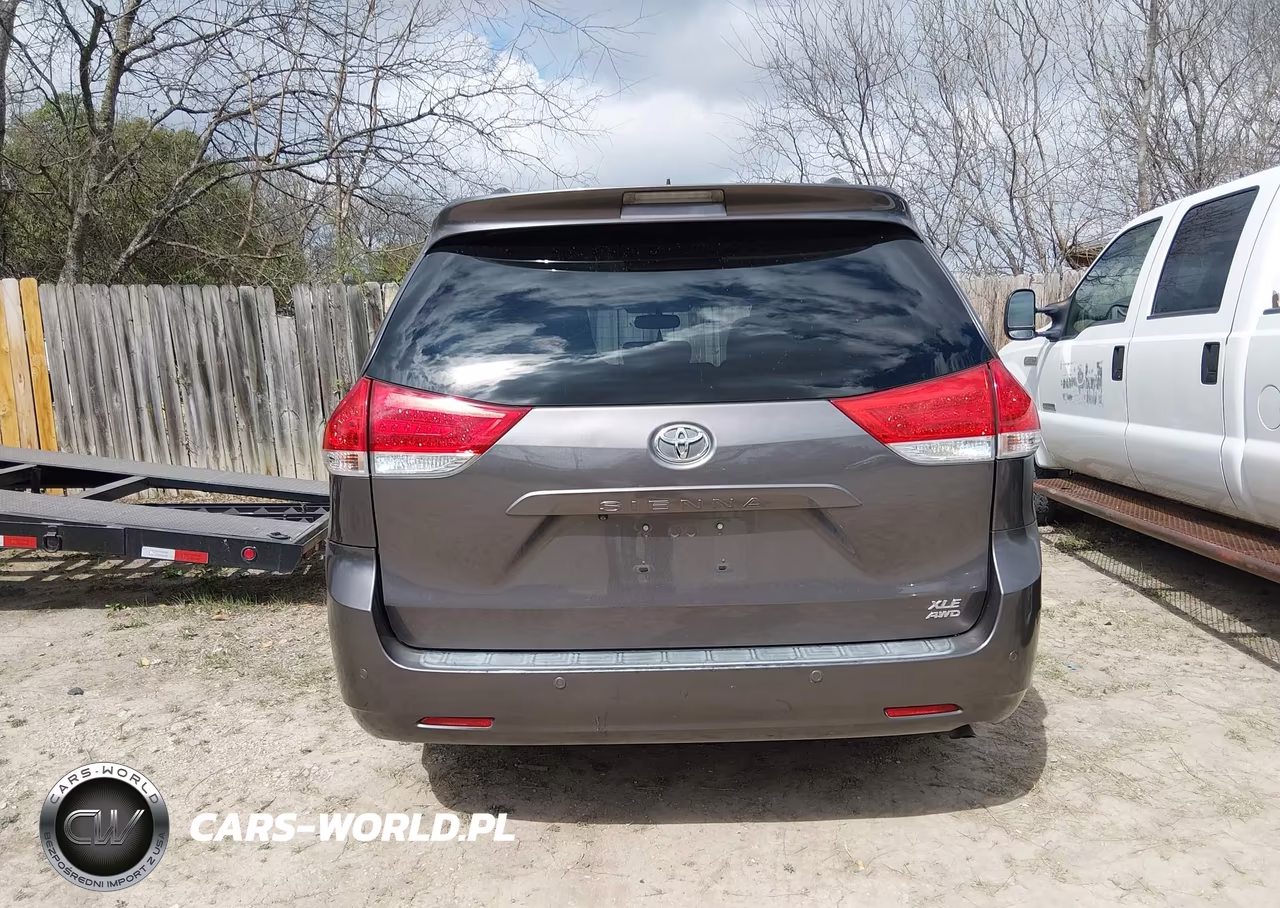 2011 Toyota Sienna Xle VIN:5TDDK3DC1BS005810 - 16