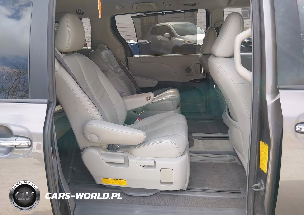 2011 Toyota Sienna Xle VIN:5TDDK3DC1BS005810 - 8