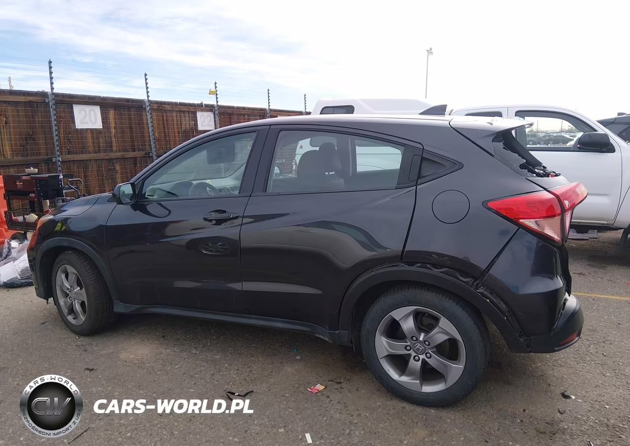 2018 Honda Hr-V Lx VIN:3CZRU6H35JG720527 - 13