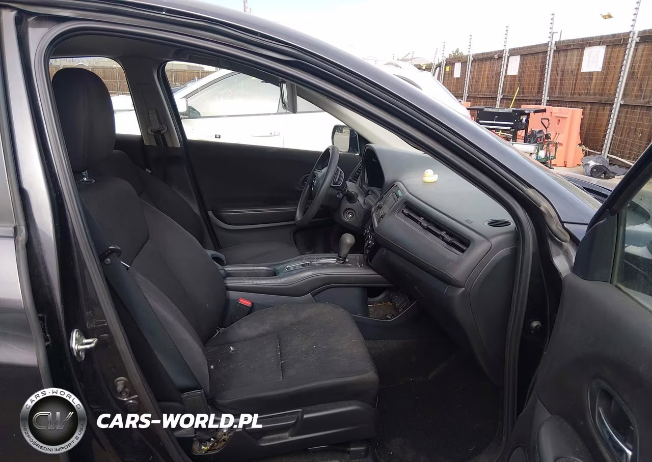 2018 Honda Hr-V Lx VIN:3CZRU6H35JG720527 - 5