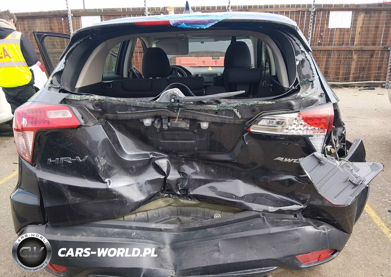 2018 Honda Hr-V Lx VIN:3CZRU6H35JG720527 - 6