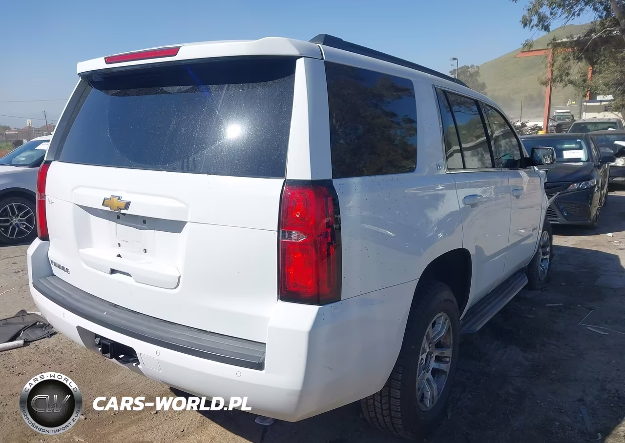 2019 Chevrolet Tahoe Lt VIN:1GNSCBKC8KR390080 - 4
