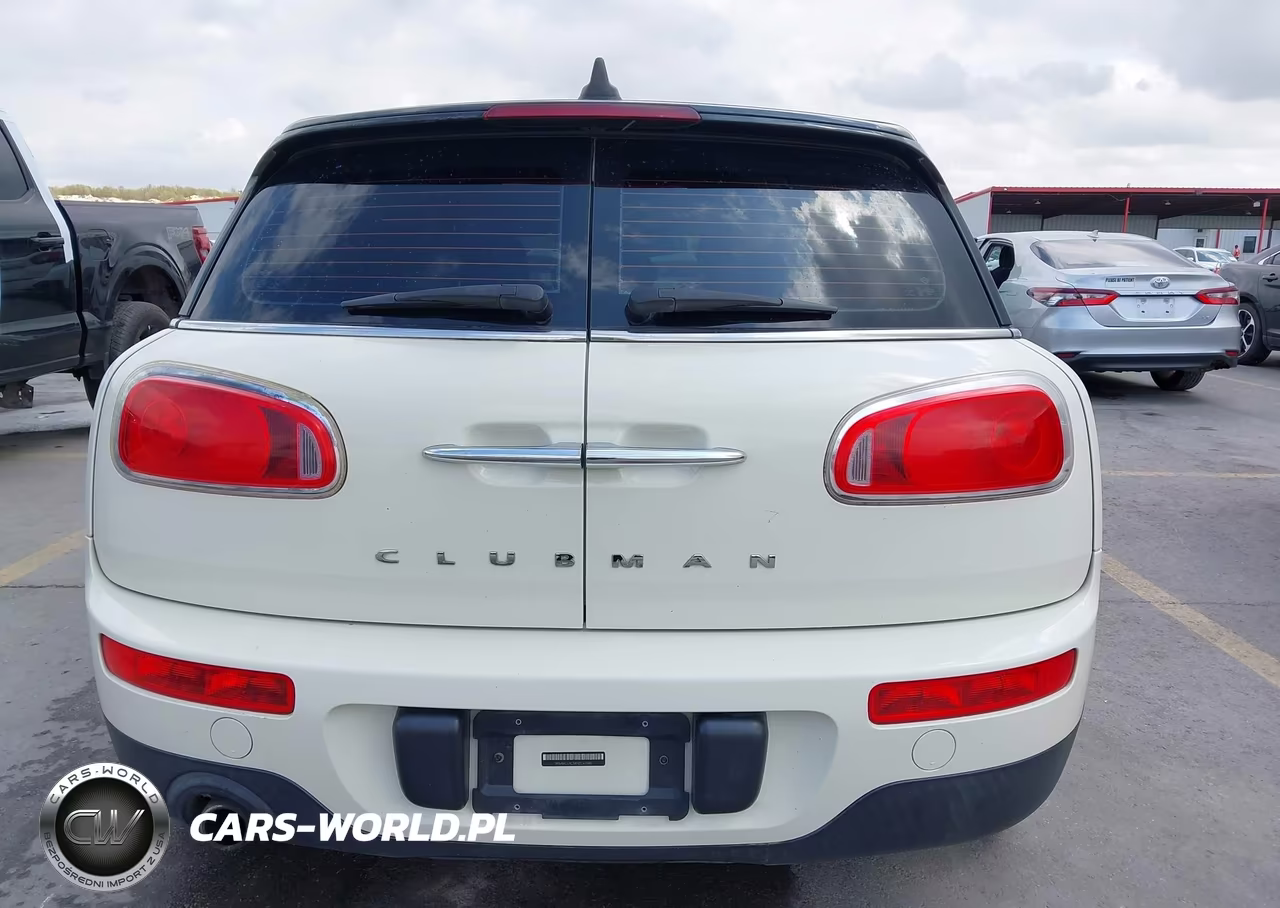 2017 Mini Clubman Cooper VIN:WMWLU1C34H2C42240 - 17