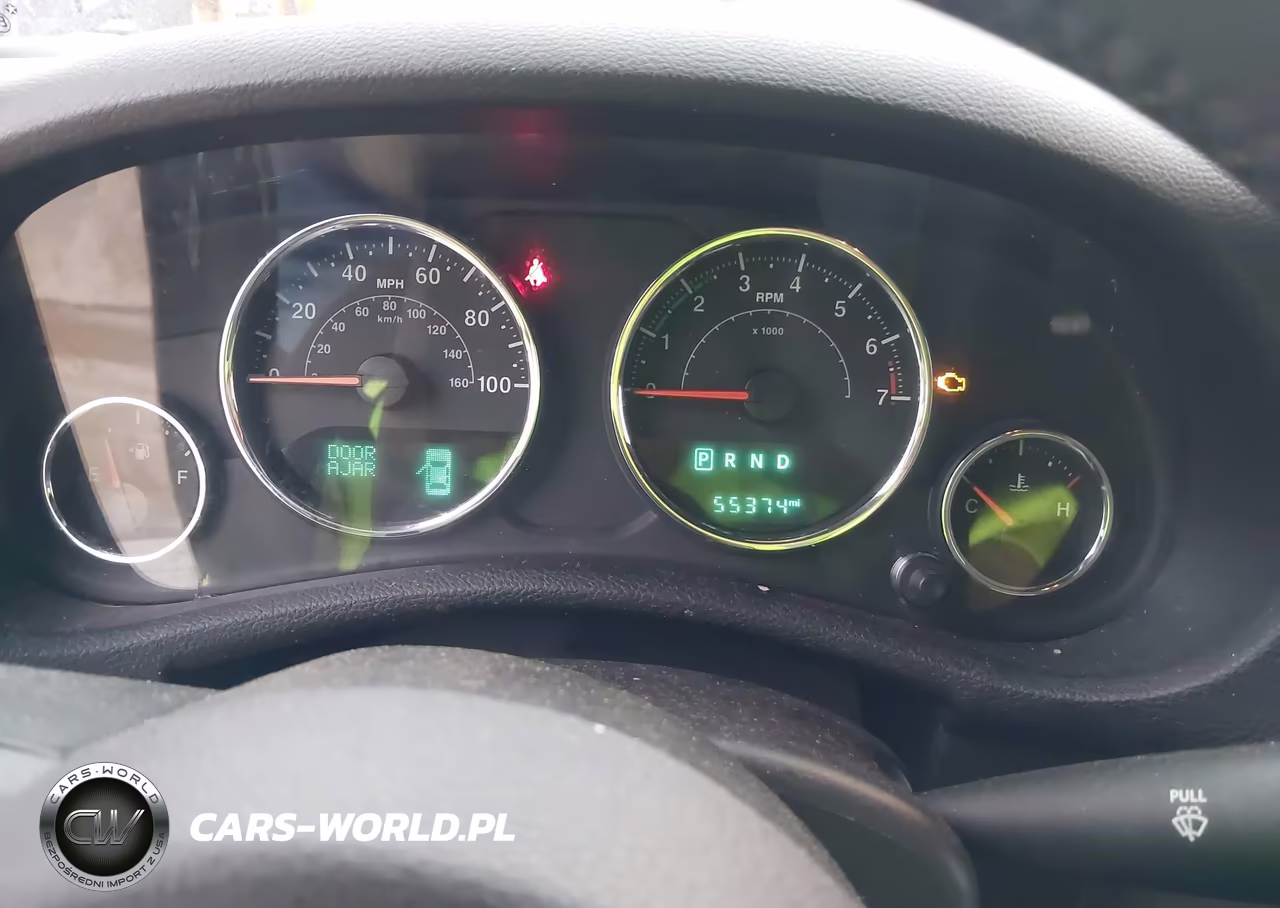 2015 Jeep Wrangler Unlimited Rubicon VIN:1C4BJWFG1FL777064 - 7