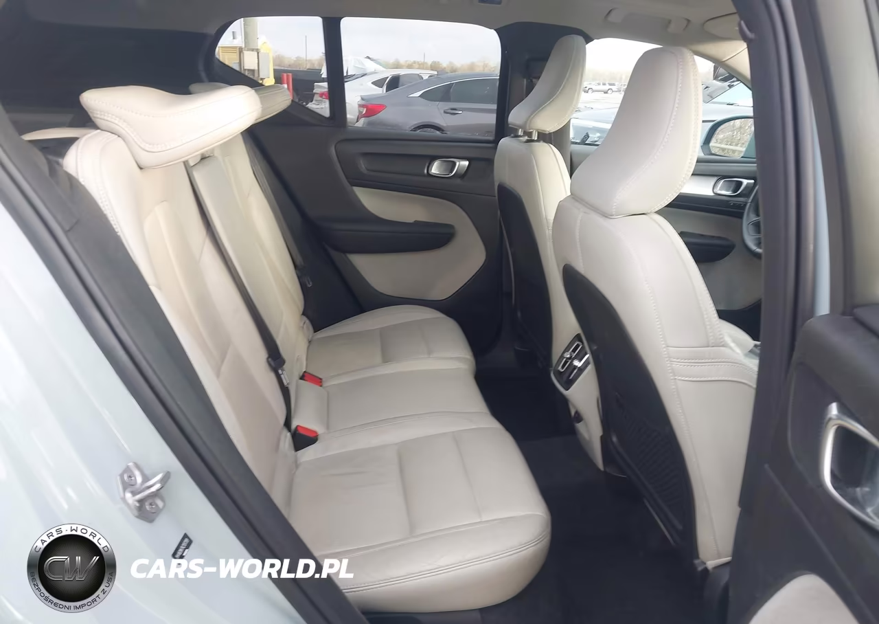 2019 Volvo Xc40 T5 Momentum VIN:YV4162UK7K2137399 - 8