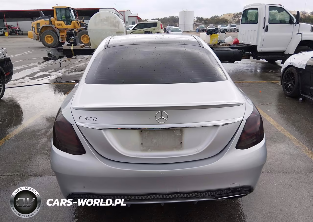 2015 Mercedes-Benz C 300 Sport VIN:55SWF4JB0FU067996 - 16