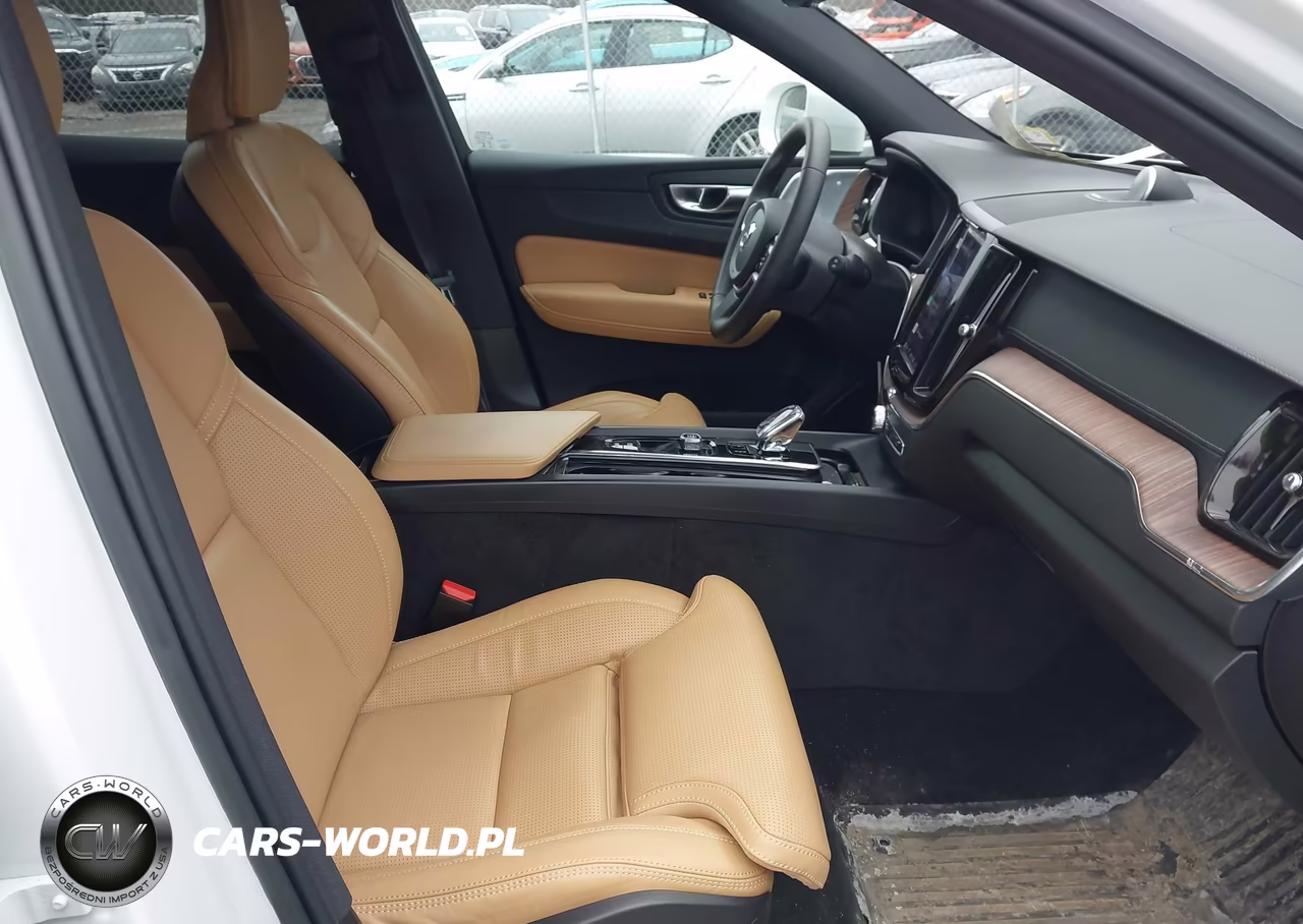 2023 Volvo Xc60 B5 Ultimate Bright Theme VIN:YV4L12RA6P1198943 - 5