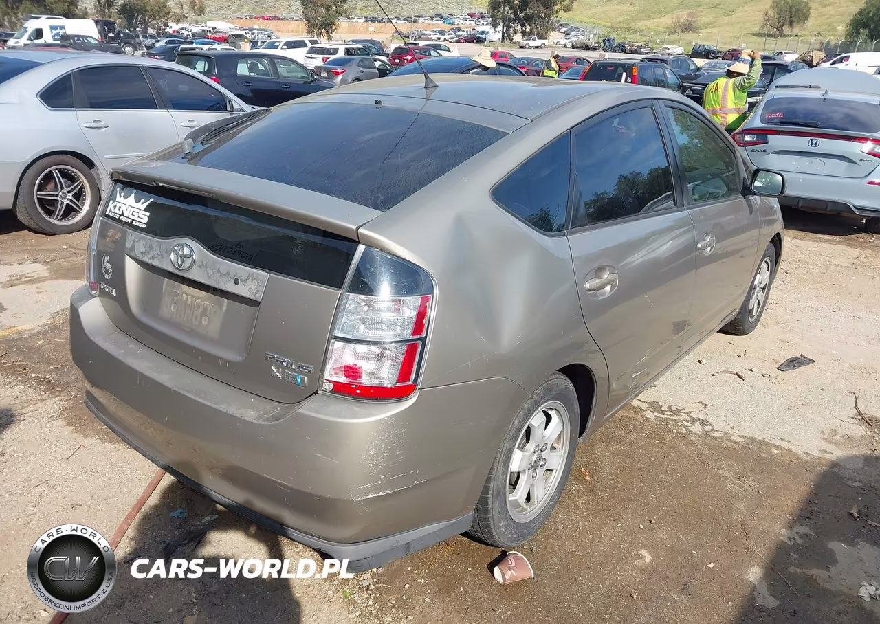 2005 Toyota Prius VIN:JTDKB20U253118882 - 4