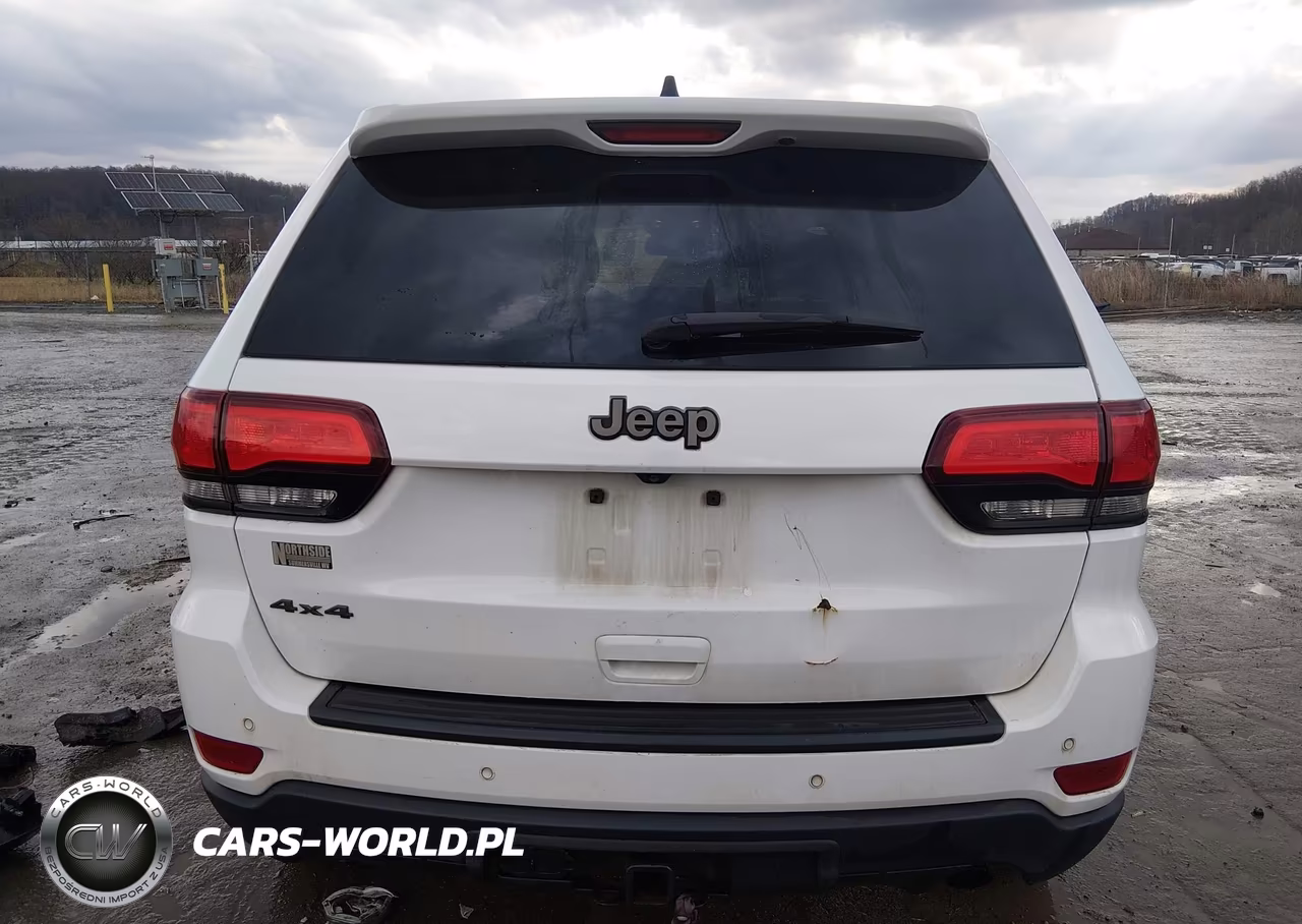 2016 Jeep Grand Cherokee 75Th Anniversary VIN:1C4RJFAG2GC506134 - 17