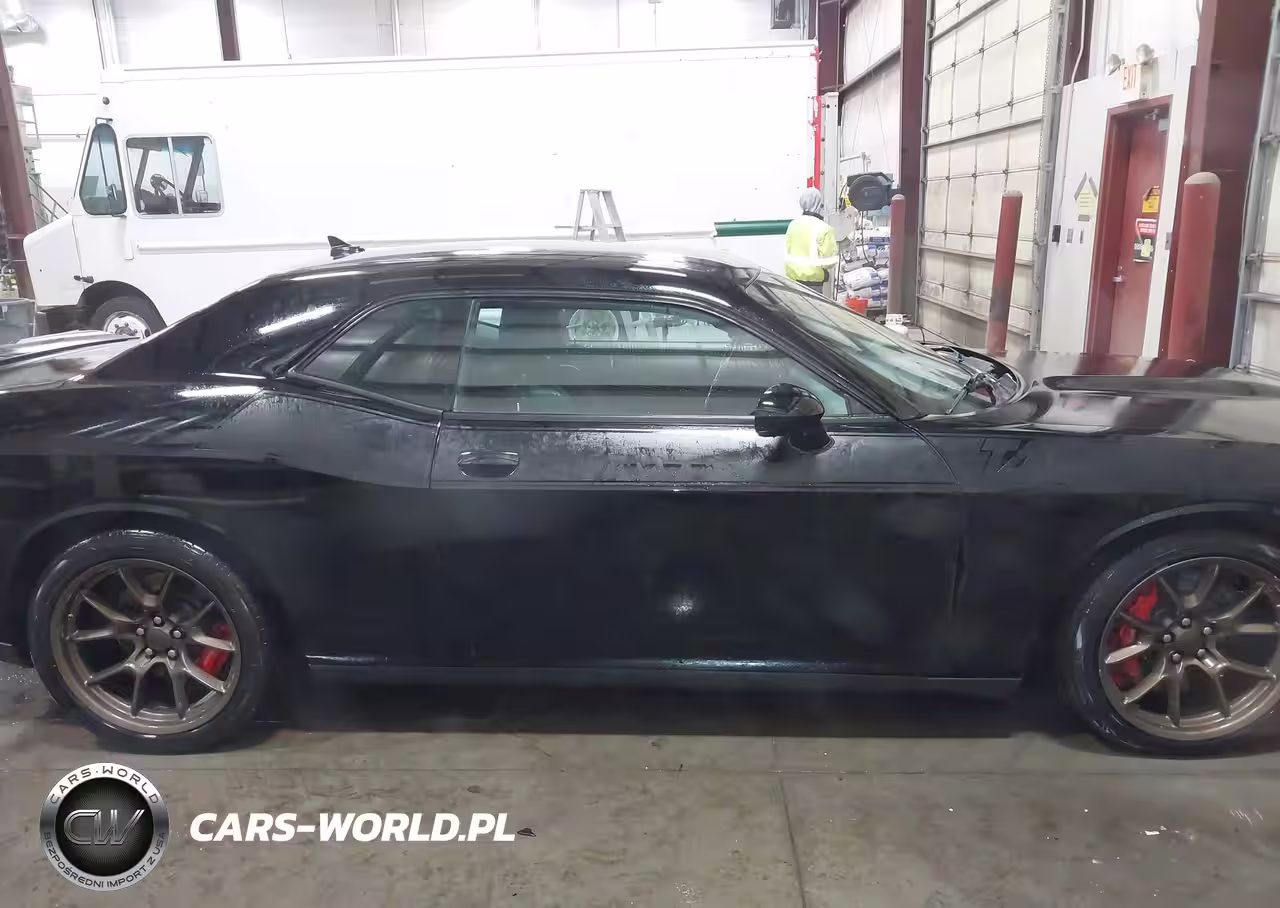 2018 Dodge Challenger R-T 392 VIN:2C3CDZFJ1JH232968 - 13