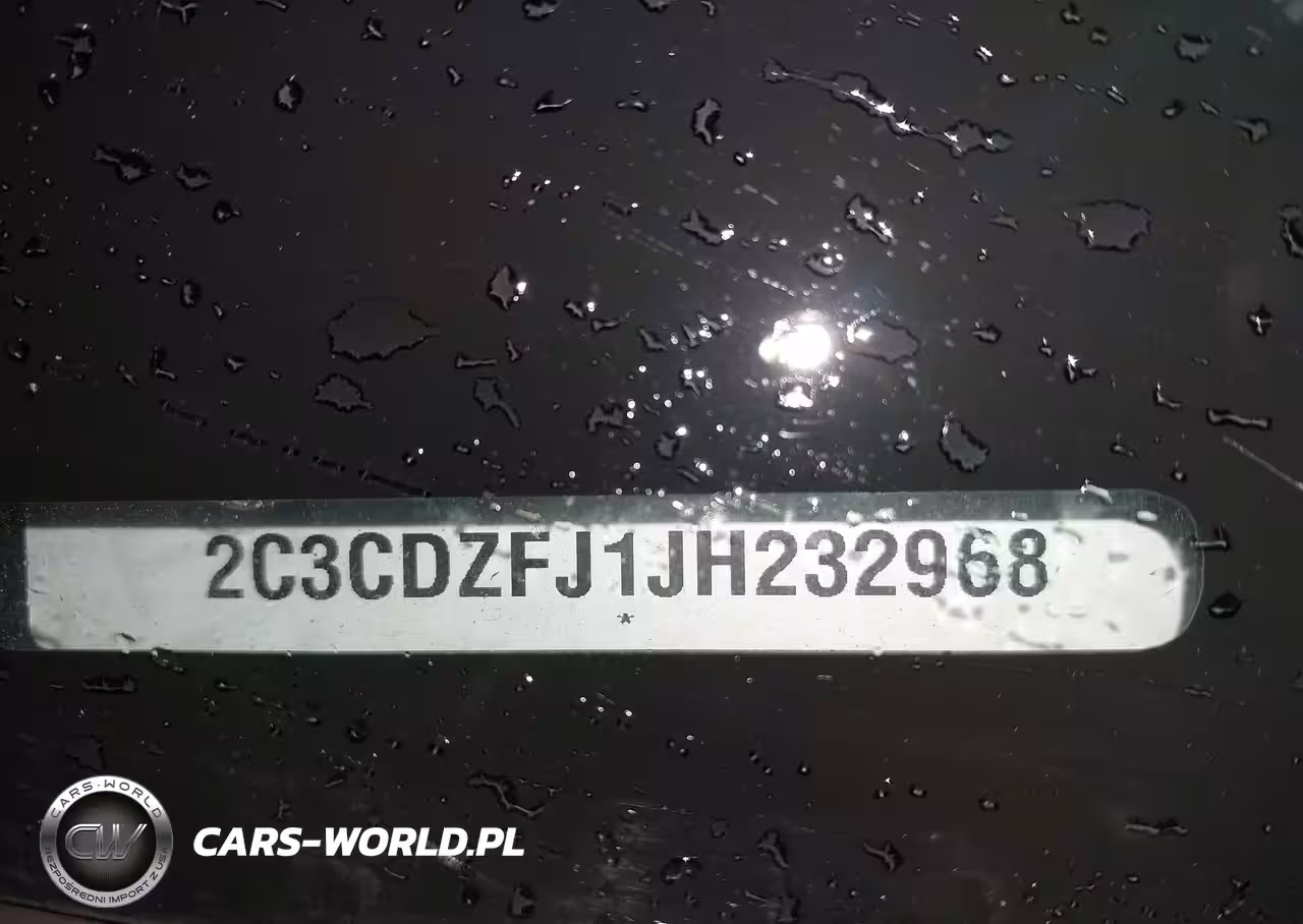 2018 Dodge Challenger R-T 392 VIN:2C3CDZFJ1JH232968 - 9