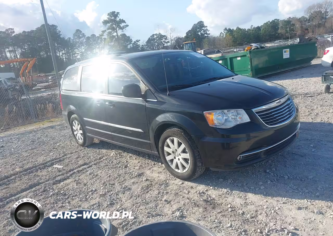 2016 Chrysler Town & Country Touring