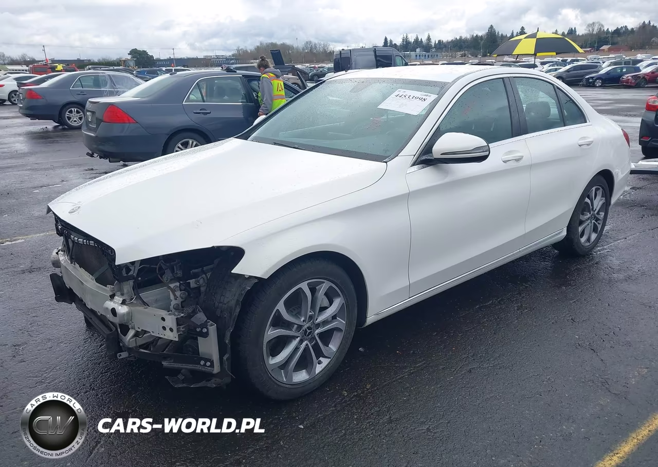 2017 Mercedes-Benz C 300 VIN:55SWF4JB5HU227213 - 2