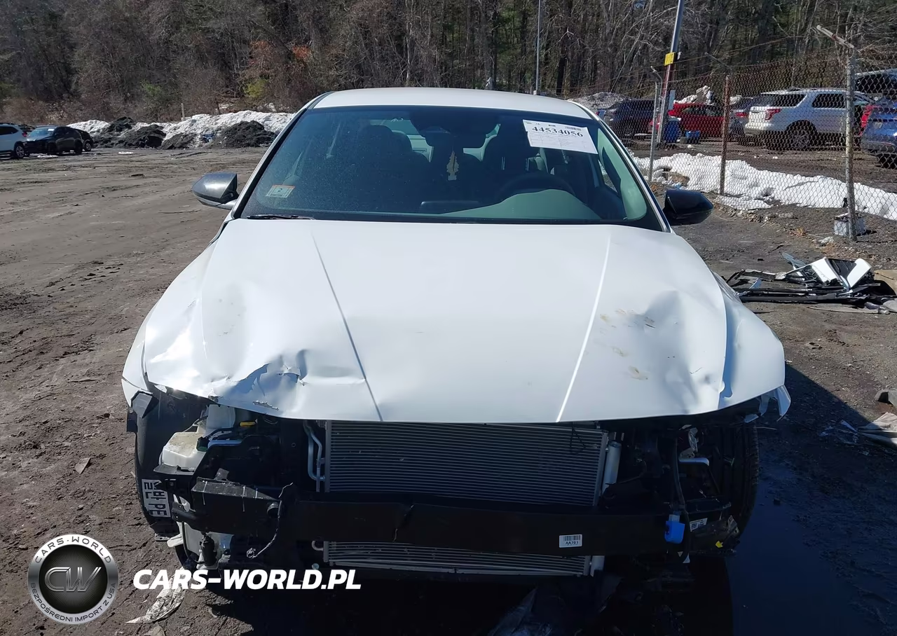 2025 Hyundai Elantra Sel Sport VIN:KMHLM4DG2SU065388 - 13