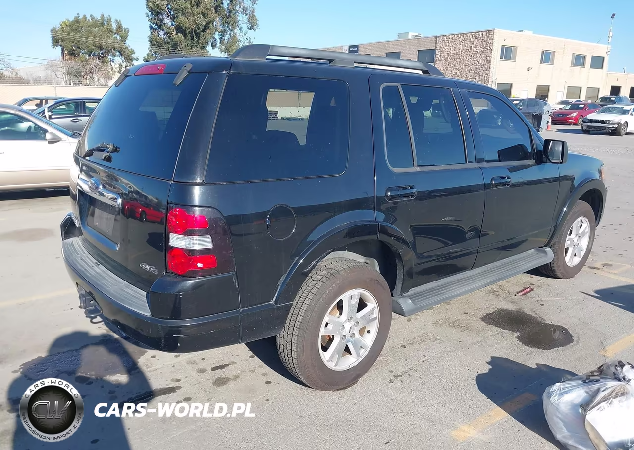 2009 Ford Explorer Xlt VIN:1FMEU73E09UA35598 - 4
