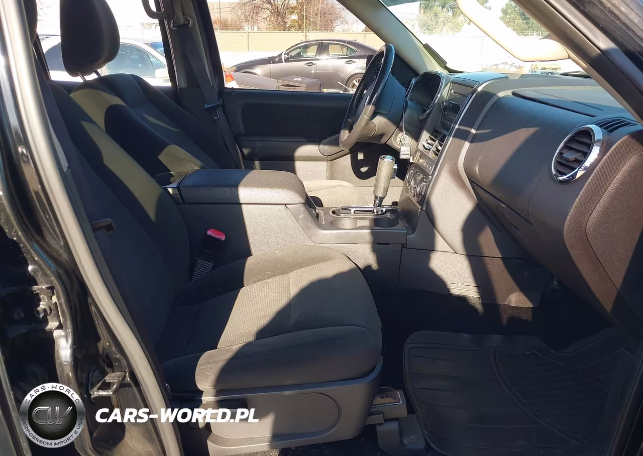 2009 Ford Explorer Xlt VIN:1FMEU73E09UA35598 - 5