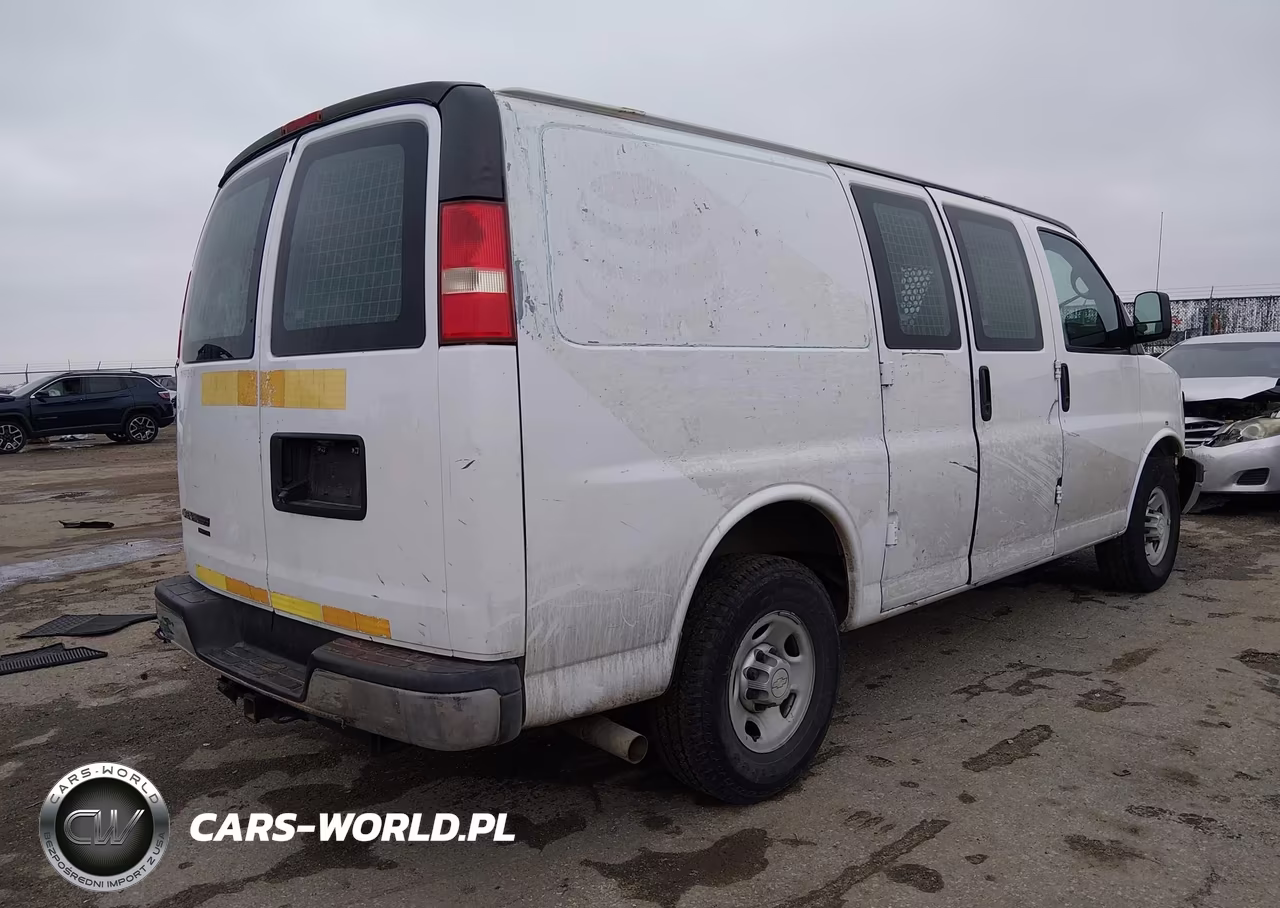 2014 Chevrolet Express 2500 Work Van VIN:1GCWGFCA9E1914536 - 4