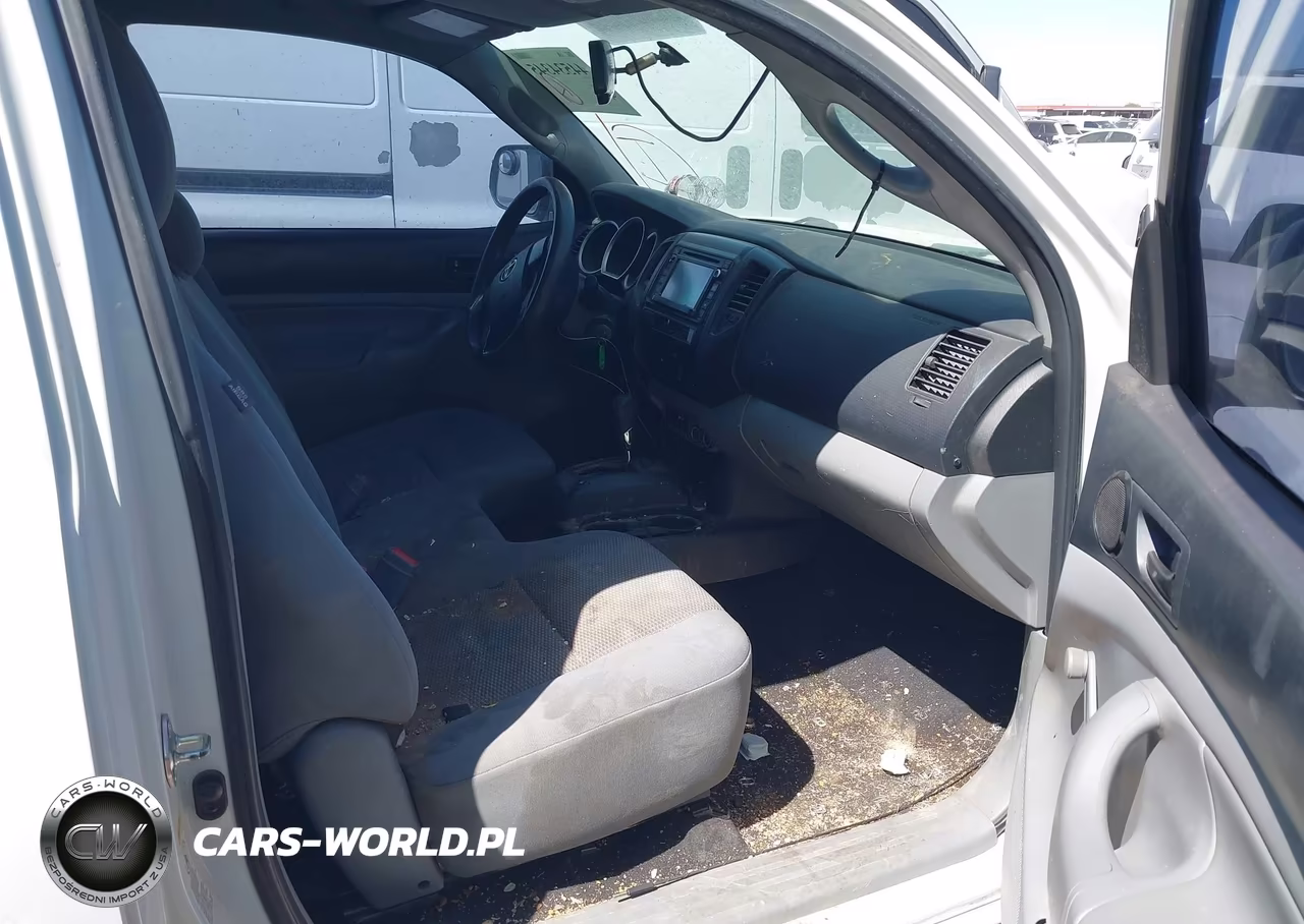 2014 Toyota Tacoma VIN:5TFNX4CN4EX034487 - 4