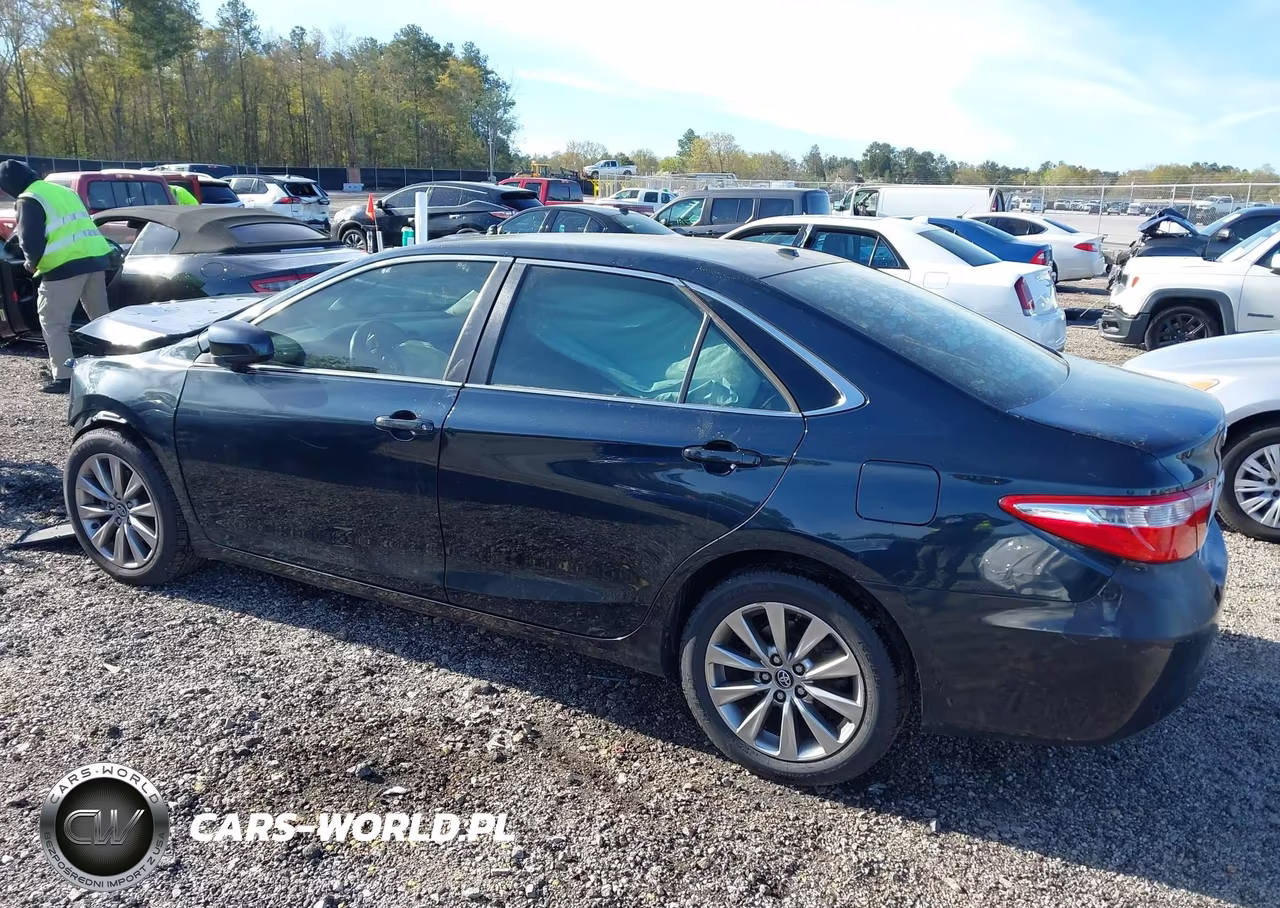 2017 Toyota Camry Xle VIN:4T1BF1FK0HU797968 - 3