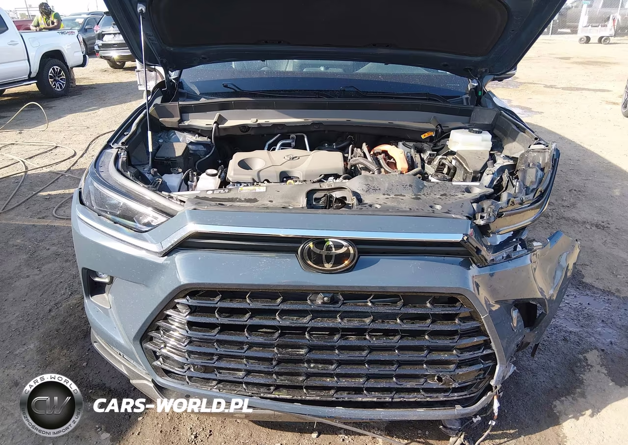 2025 Toyota Grand Highlander Hybrid Limited VIN:5TDACAB55SS043145 - 10