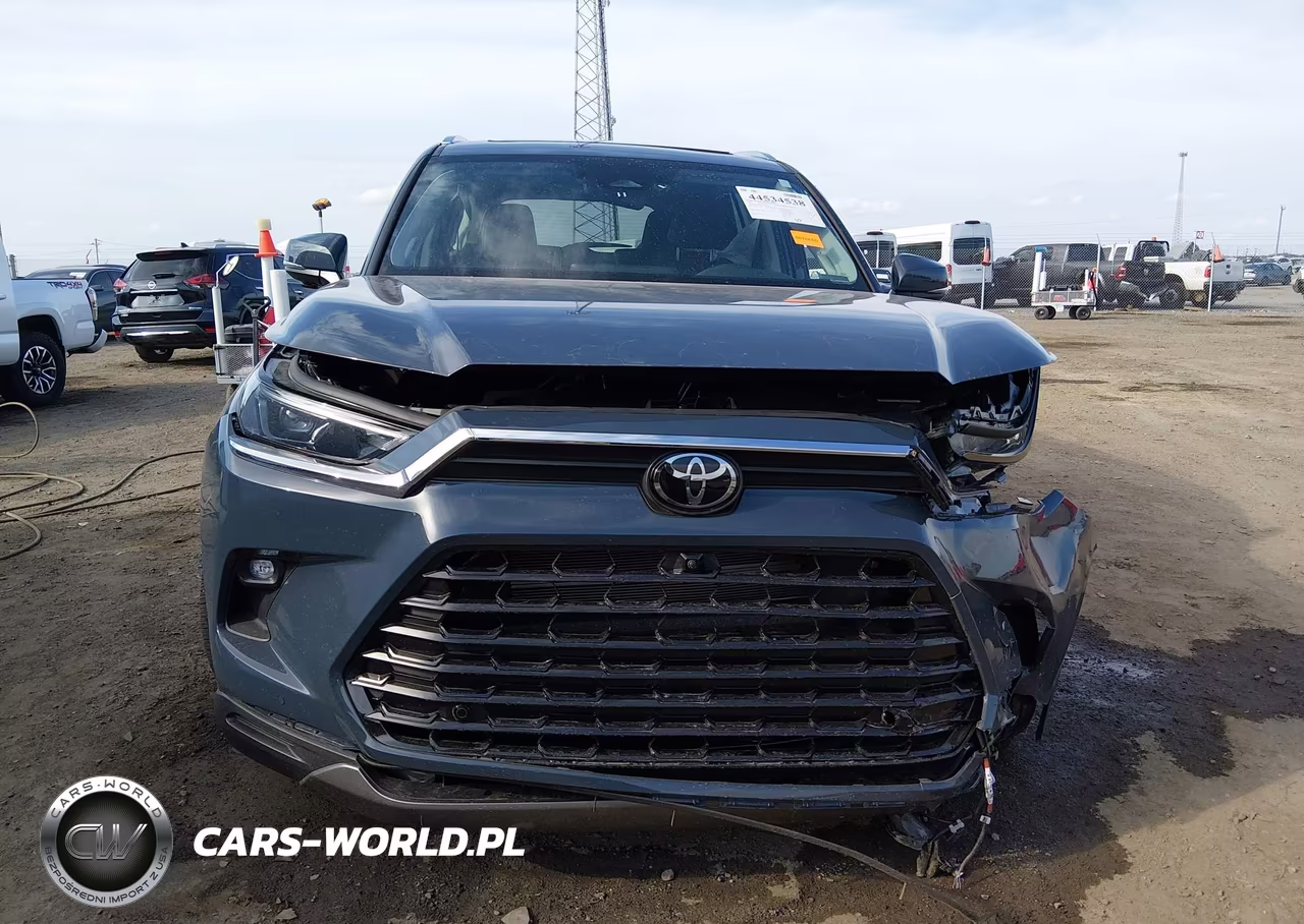 2025 Toyota Grand Highlander Hybrid Limited VIN:5TDACAB55SS043145 - 12