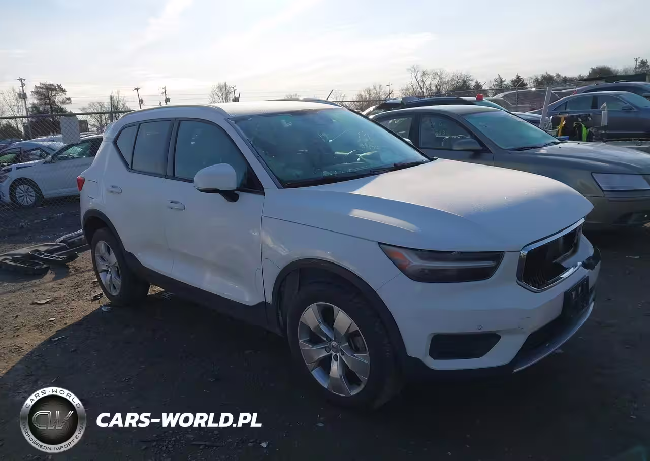 2020 Volvo Xc40 T4 Momentum