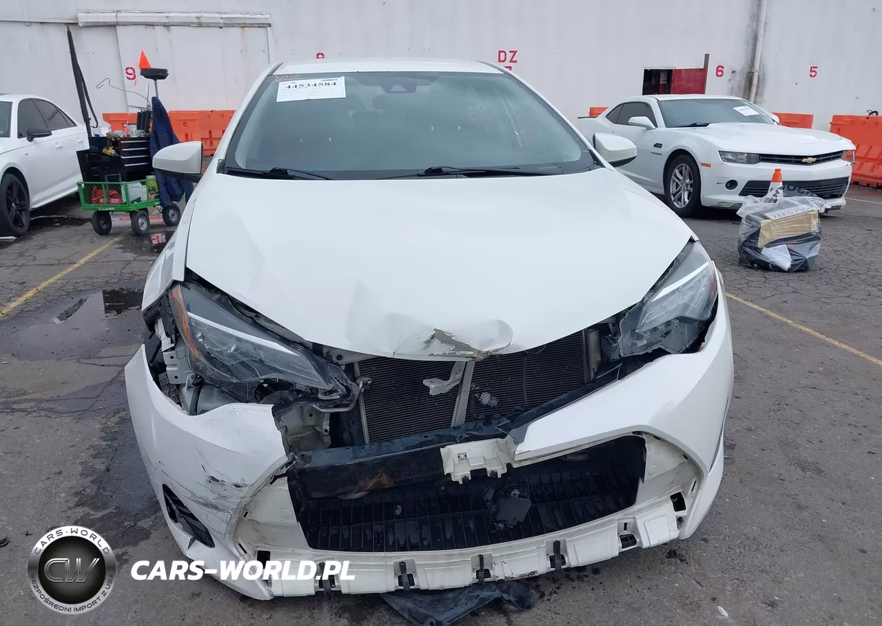 2018 Toyota Corolla Le Eco VIN:5YFBPRHE9JP785795 - 6