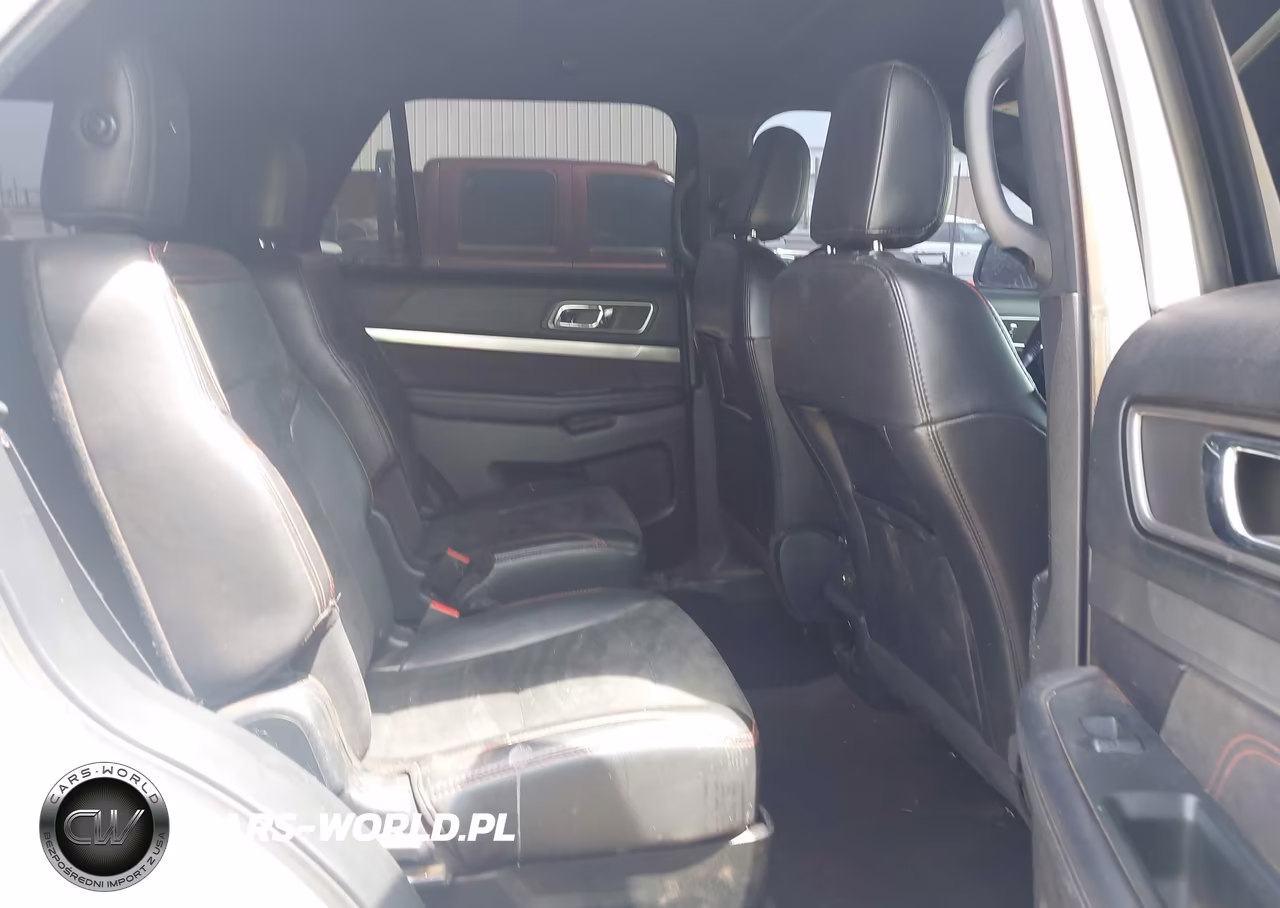 2018 Ford Explorer Xlt VIN:1FM5K7DH2JGC41121 - 8