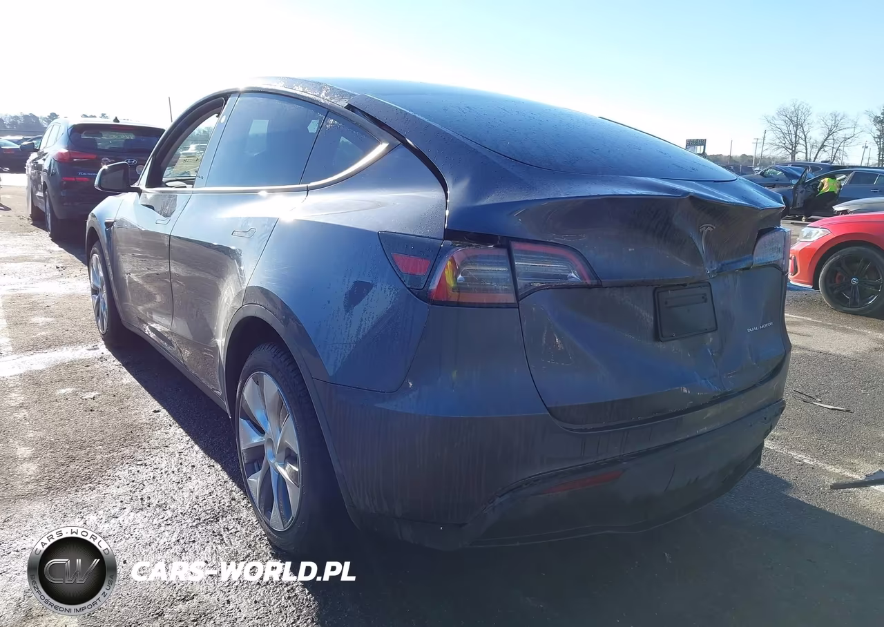 2023 Tesla Model Y Awd-Long Range Dual Motor All-Wheel Drive VIN:7SAYGDEE2PA210153 - 3