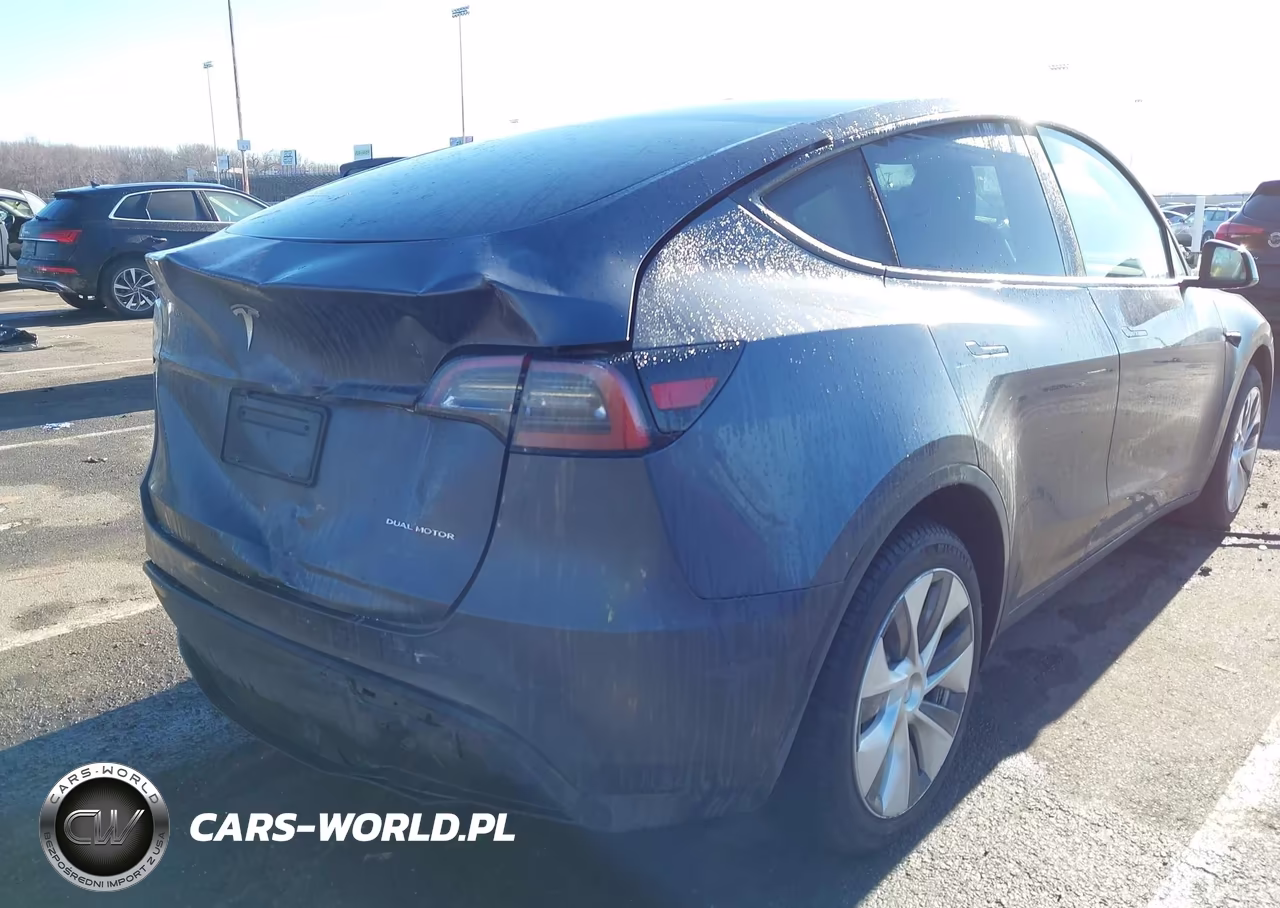 2023 Tesla Model Y Awd-Long Range Dual Motor All-Wheel Drive VIN:7SAYGDEE2PA210153 - 4