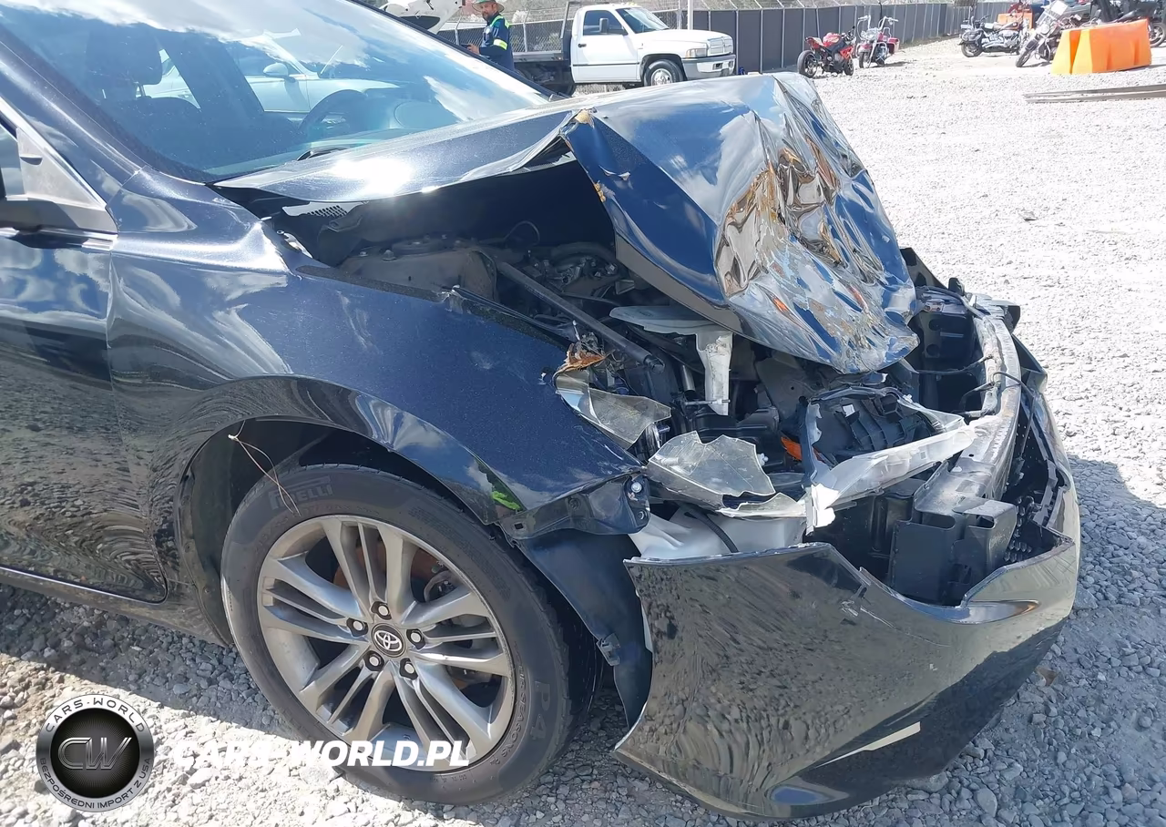 2017 Toyota Camry Se VIN:4T1BF1FKXHU761057 - 18