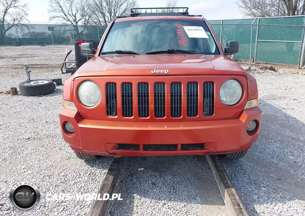 2009 Jeep Patriot Sport VIN:1J4FT28B29D194677 - 6
