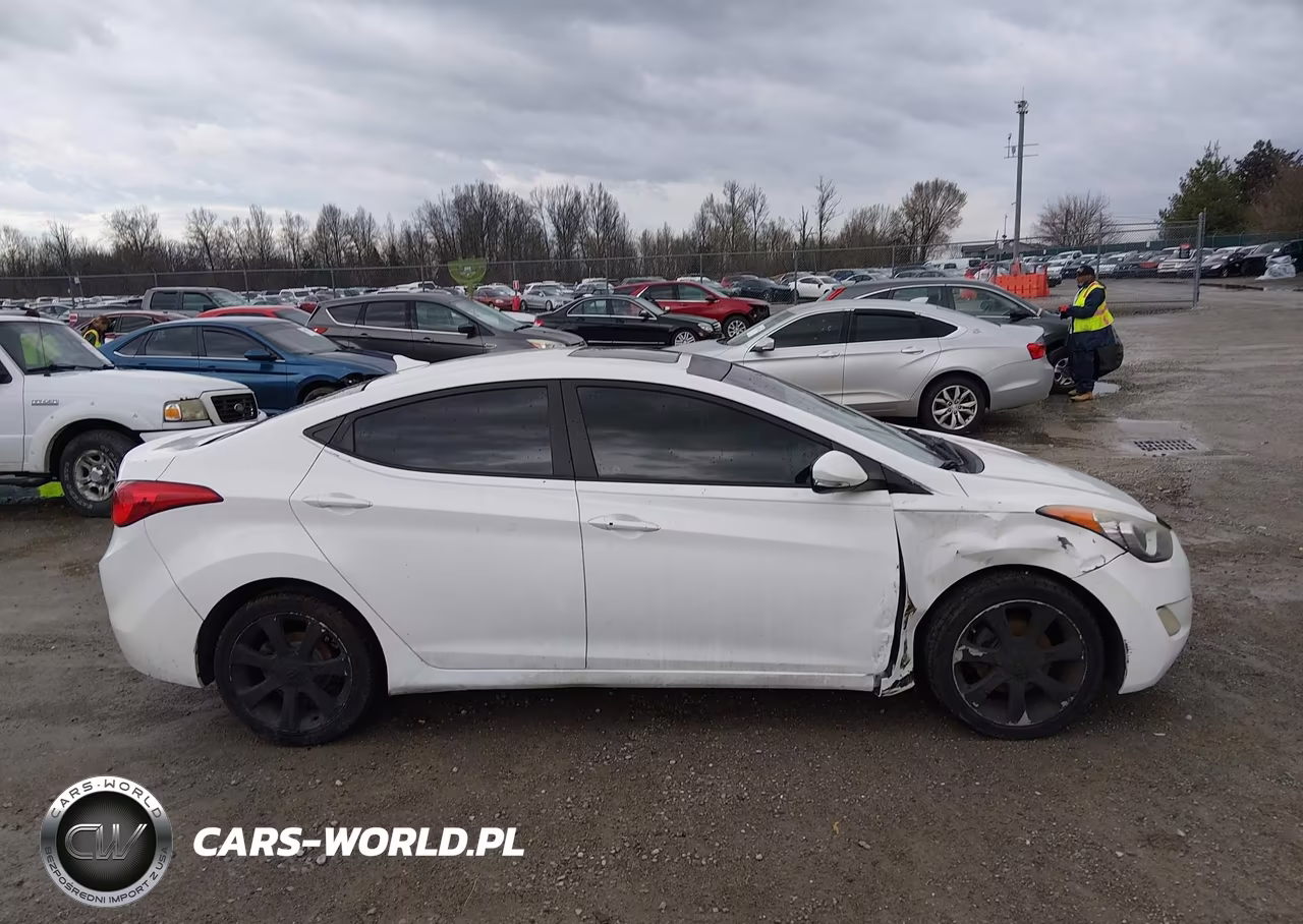 2012 Hyundai Elantra Limited VIN:5NPDH4AE0CH107536 - 13
